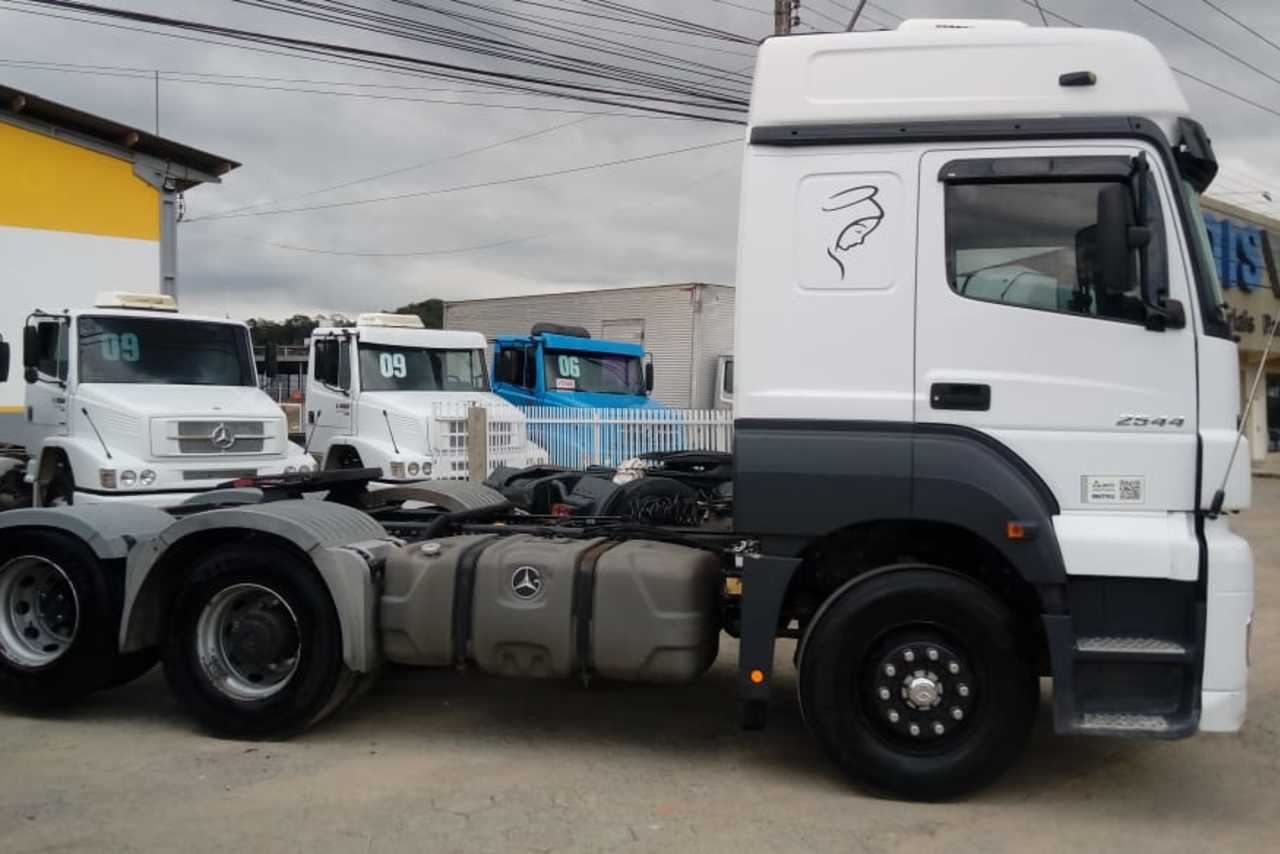 Mercedes Benz Axor 2544 - 10 8