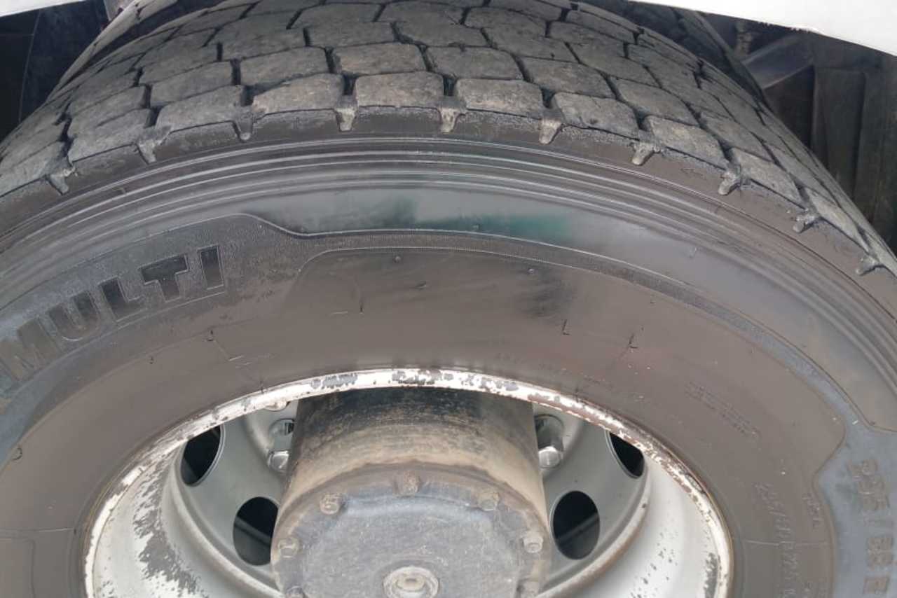 Mercedes Benz Axor 2544 - 10 13
