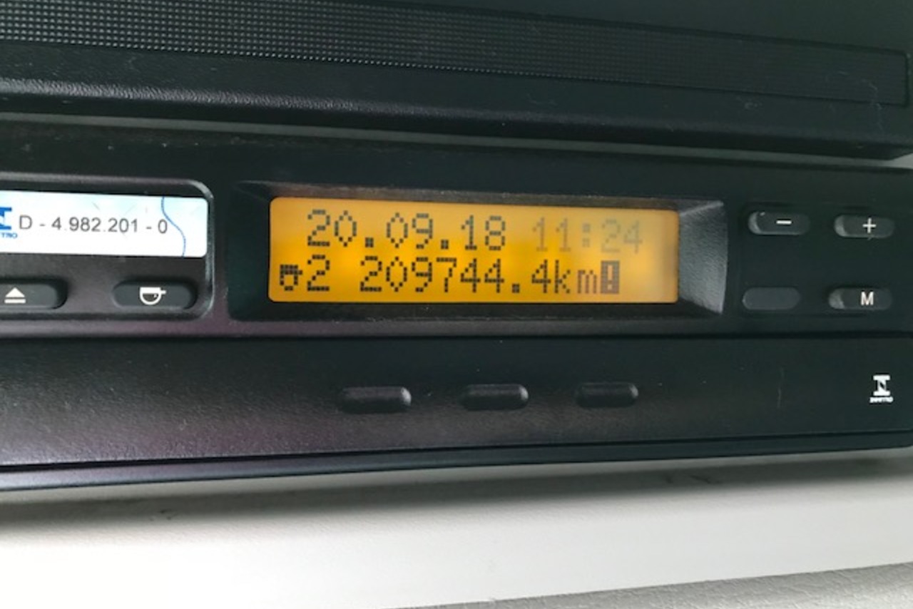 Volvo VM 270 - 14/14 9