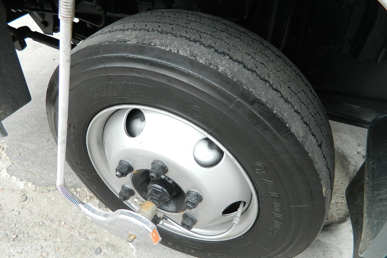 Volkswagen 8 120 - 06/07 5
