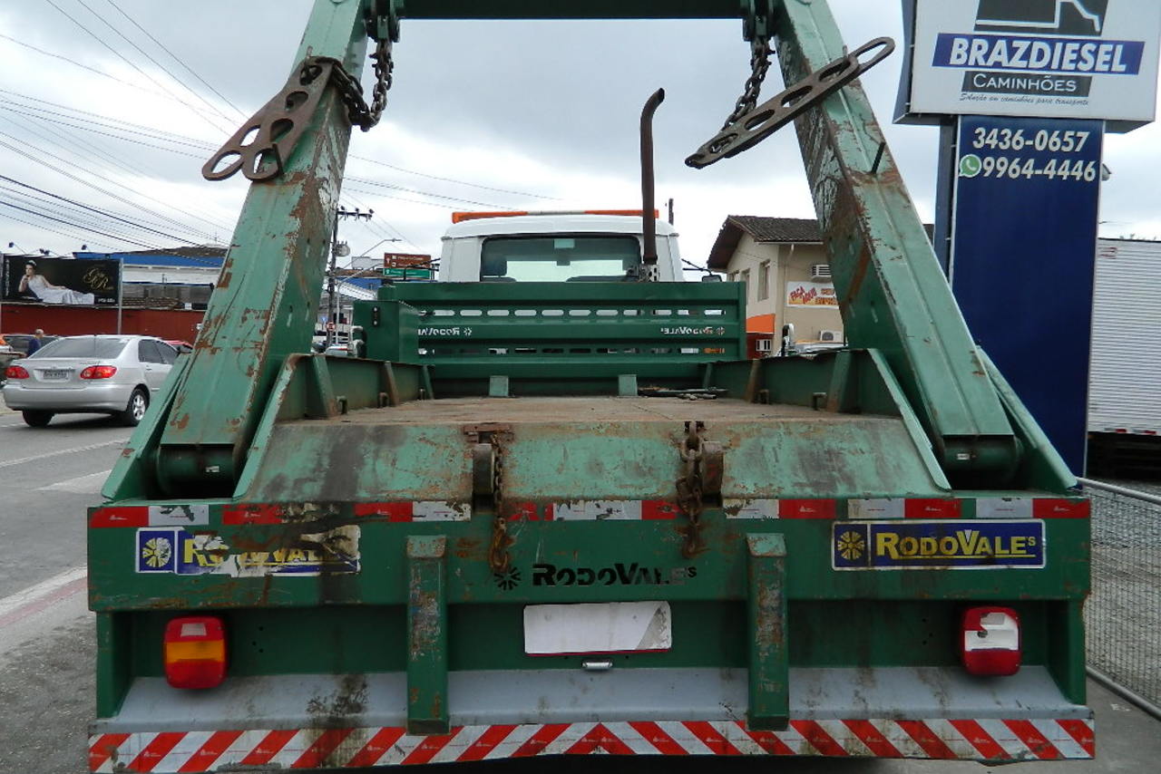 Volkswagen 17 250 - 09/09 5