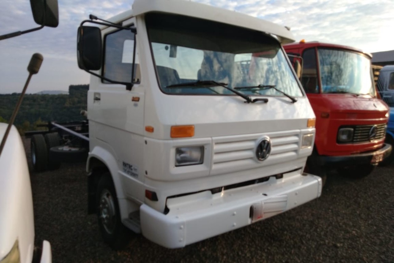 Volkswagen 8 100 - 97/97 3