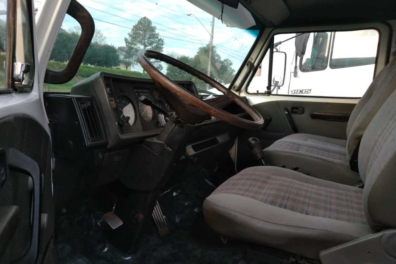 Volkswagen 8 100 - 97/97 4