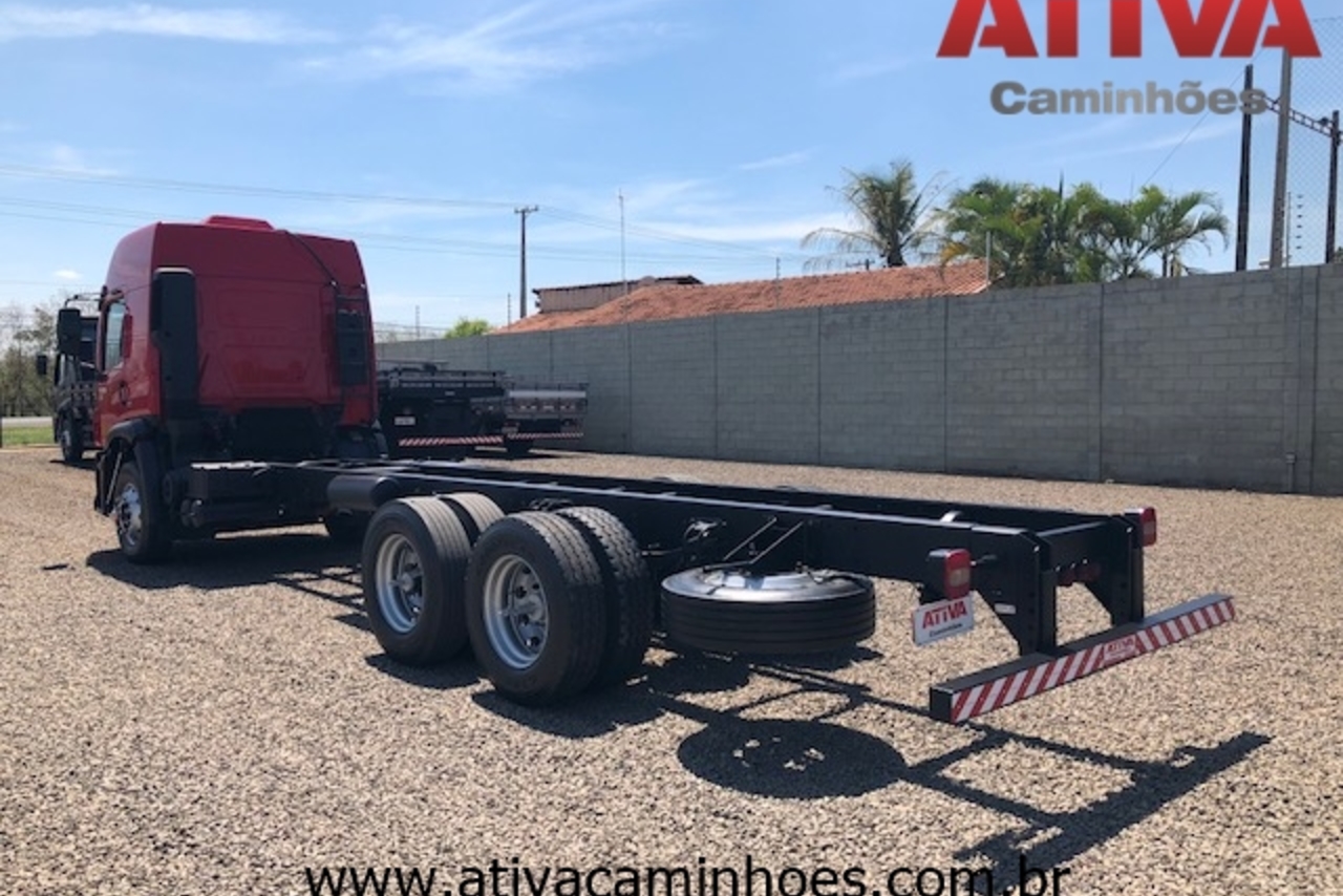 Volkswagen 24-280 E Constellation 6x2 - 13/13 6