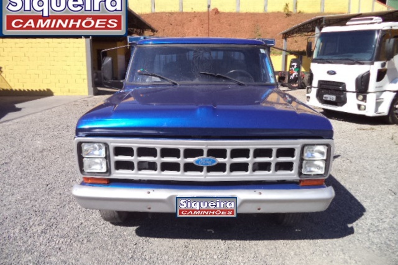 Ford F4000 - 83/83 5