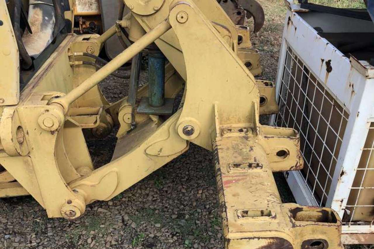 Caterpillar 140H - 04/04 7