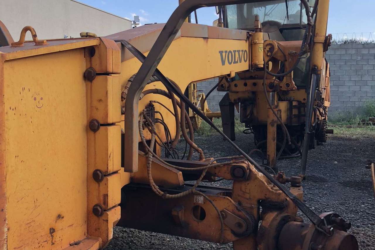 Volvo G990 - 04/04 3