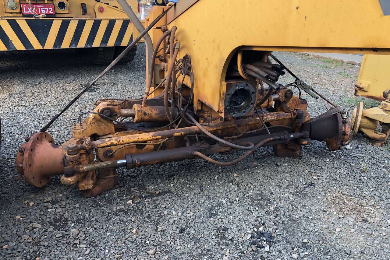 Volvo G990 - 04/04 4