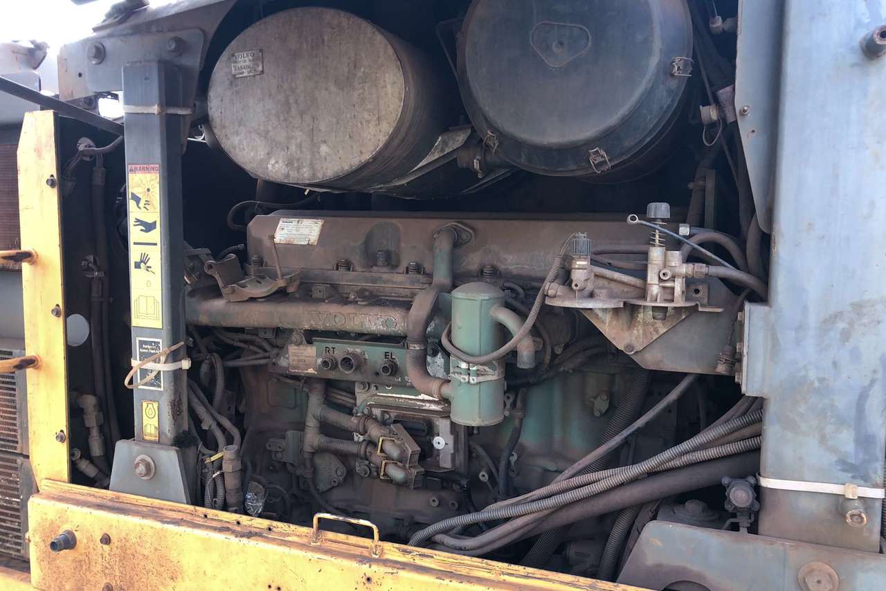Volvo G990 - 04/04 16