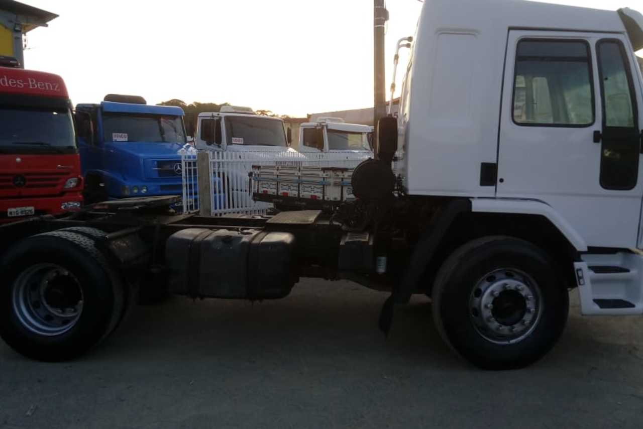 Ford Cargo4030 - 02 10