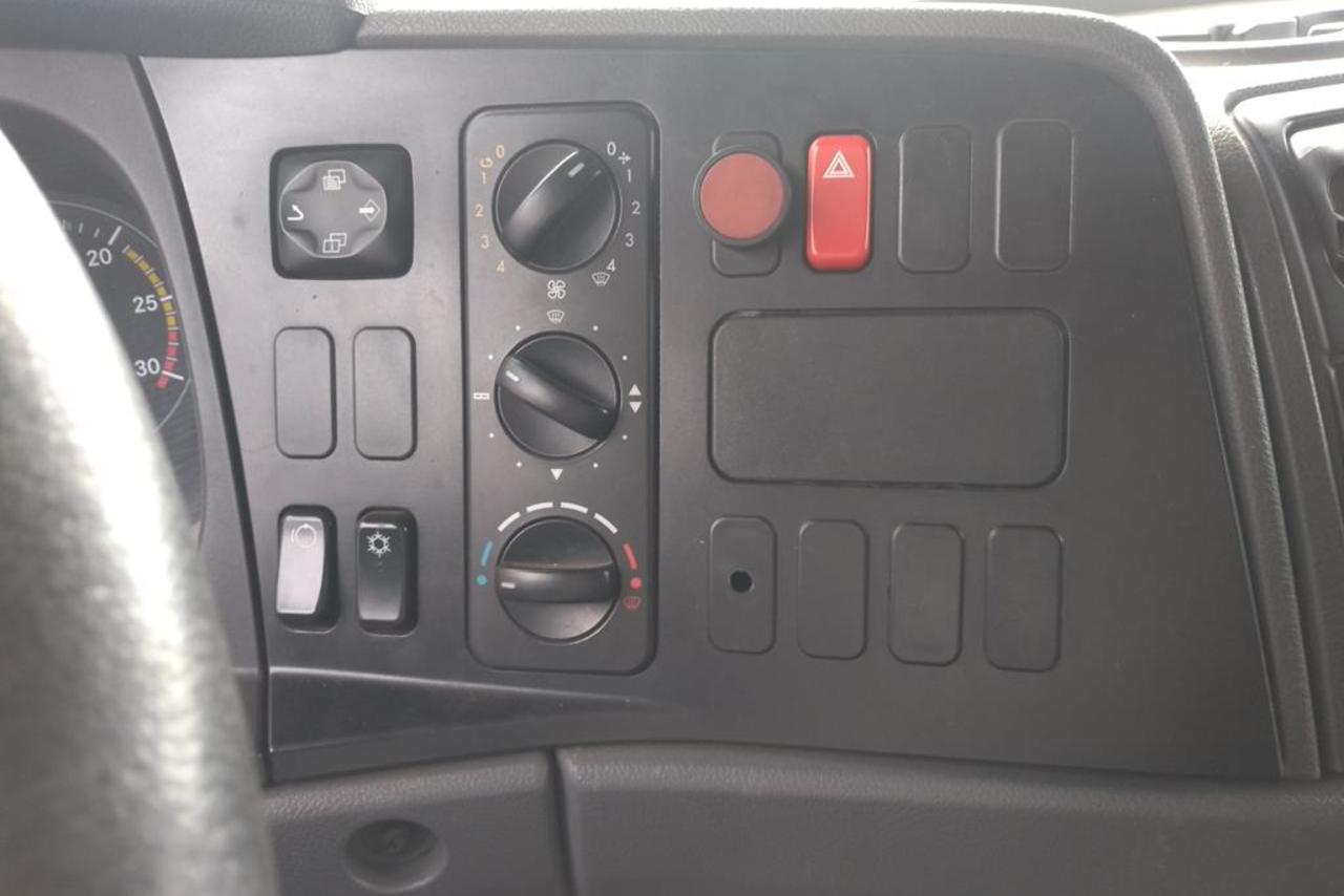 Mercedes Benz Atego 2428 - 11/12 11