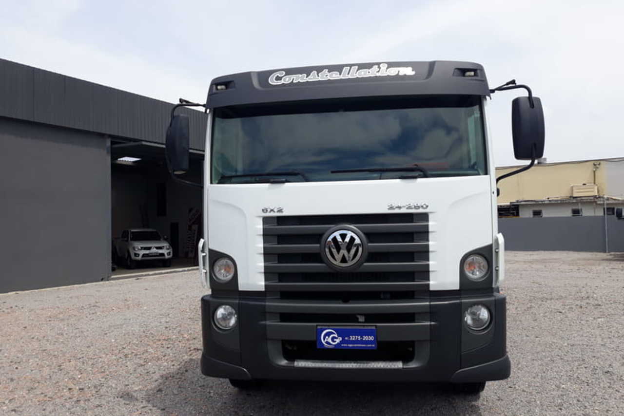Volkswagen 24-280 E Constellation 6x2 - 12/13 2