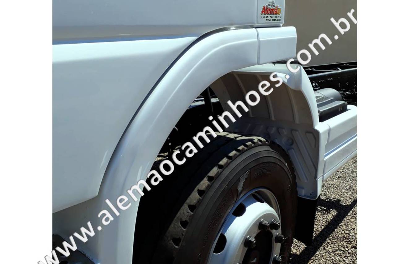Mercedes Benz MB 1518 - 04/05 2