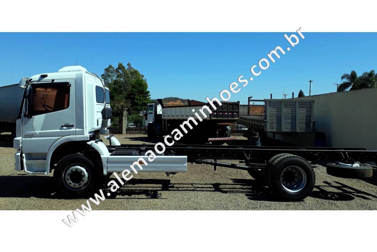 Mercedes Benz MB 1518 - 04/05 6