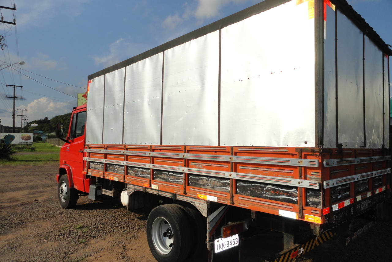 Mercedes Benz MB 710 - 01/01 4