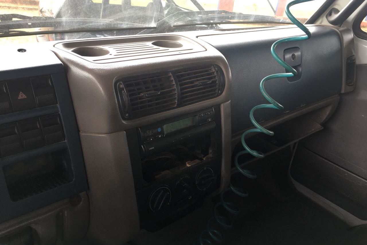 Volkswagen 8 150 - 06/07 3