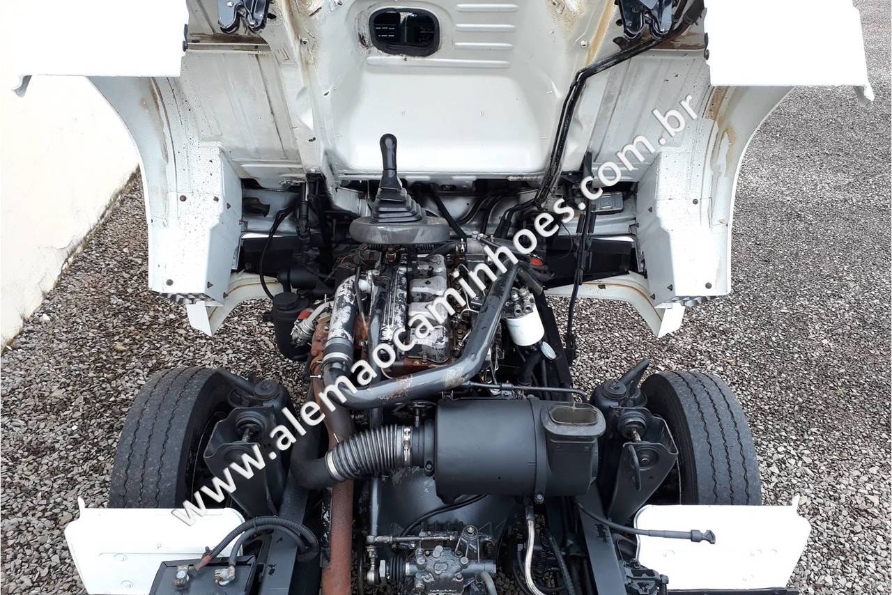 Volkswagen 8 120 - 00/01 9