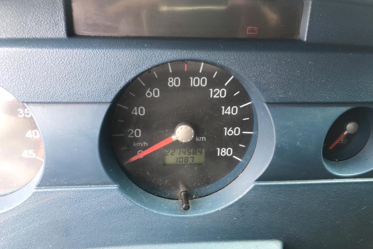 Volkswagen 8 150 - 07/07 10