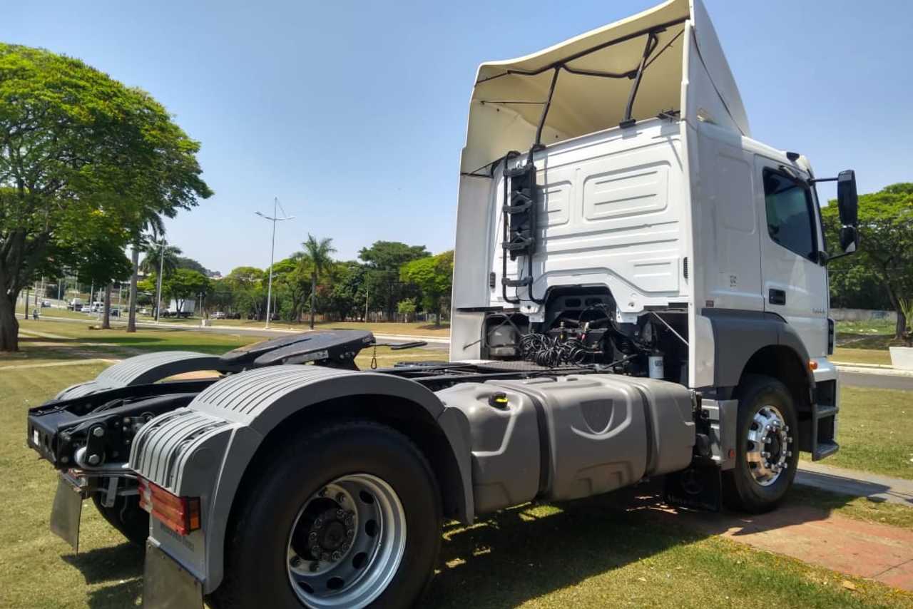Mercedes Benz Axor 1933 - 13/13 7