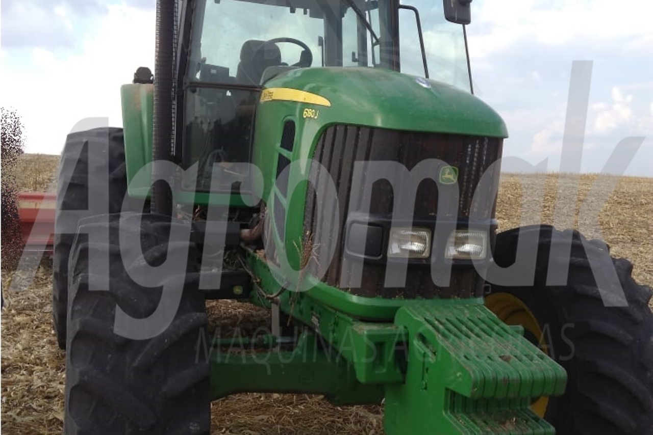 John Deere 2113 - 10/10 8