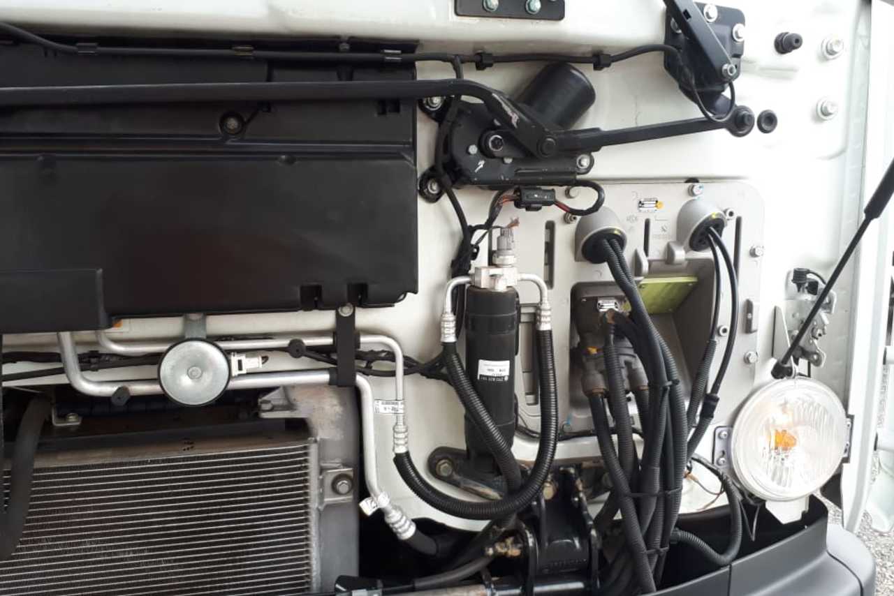 Volkswagen 24-280 E Constellation 6x2 - 14/15 7
