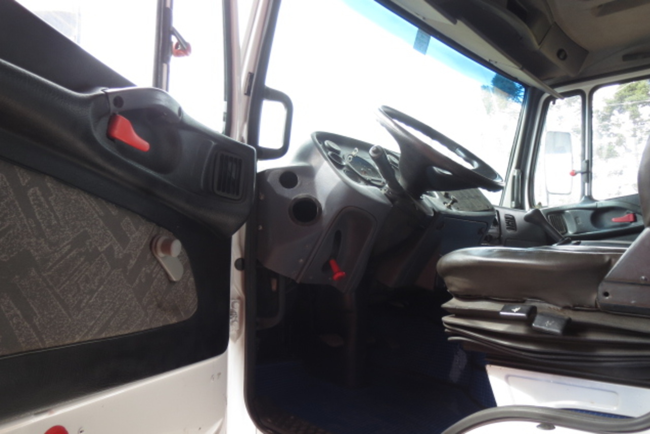 Mercedes Benz Atego 2726 - 09/09 14