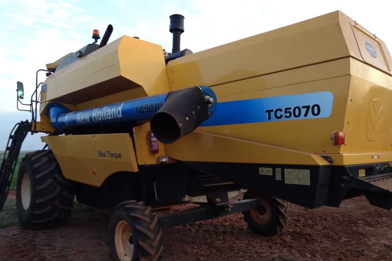 New Holland TC5070 - 10/10 3