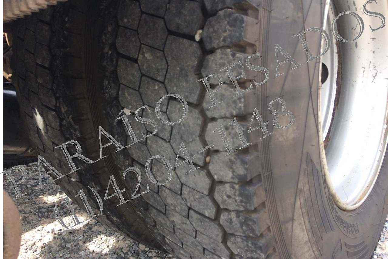 Volvo VM330 - 12/12 7