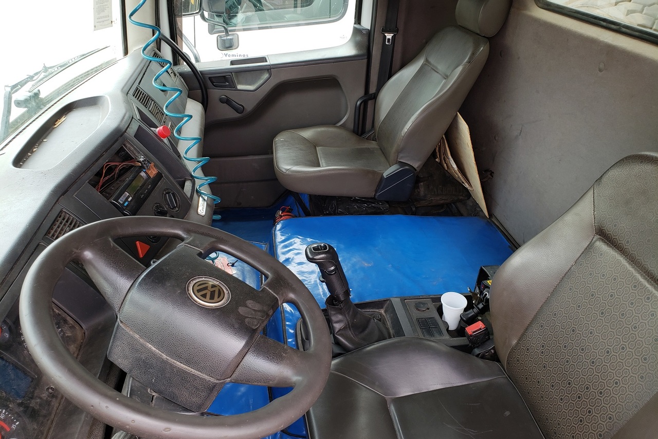 Volkswagen 31-280 E Constel. 6x4 - 12/12 6
