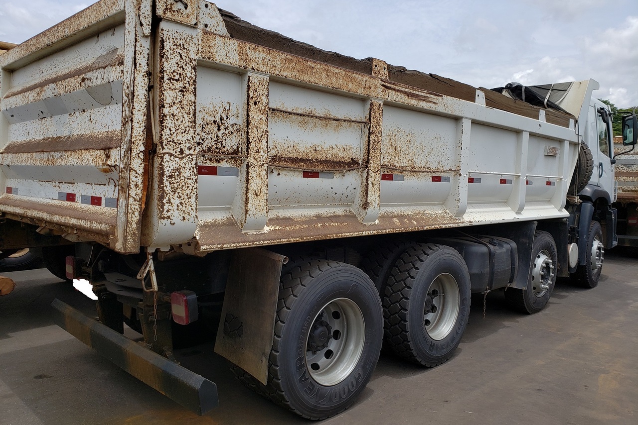 Volkswagen 31-280 E Constel. 6x4 - 12/12 7