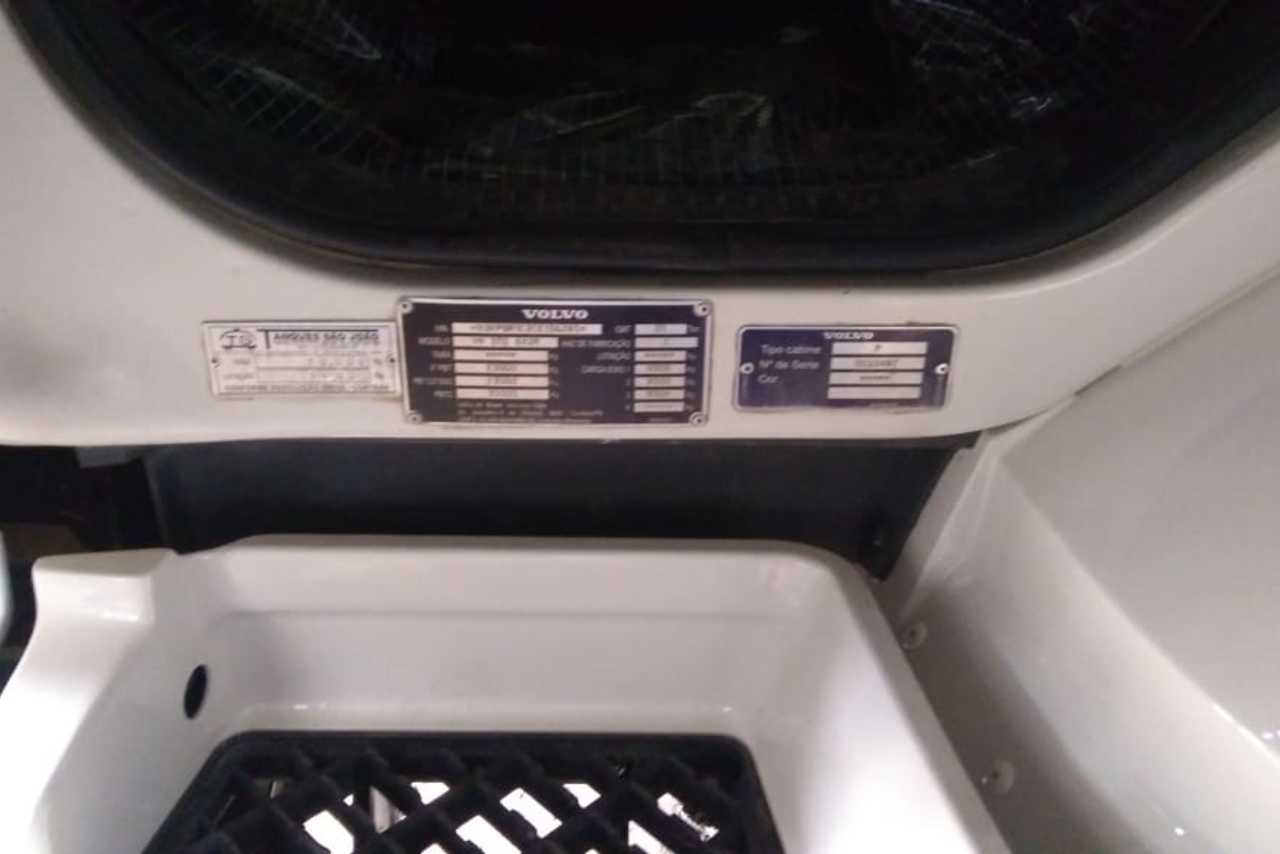 Volvo VM 270 - 12/12 12