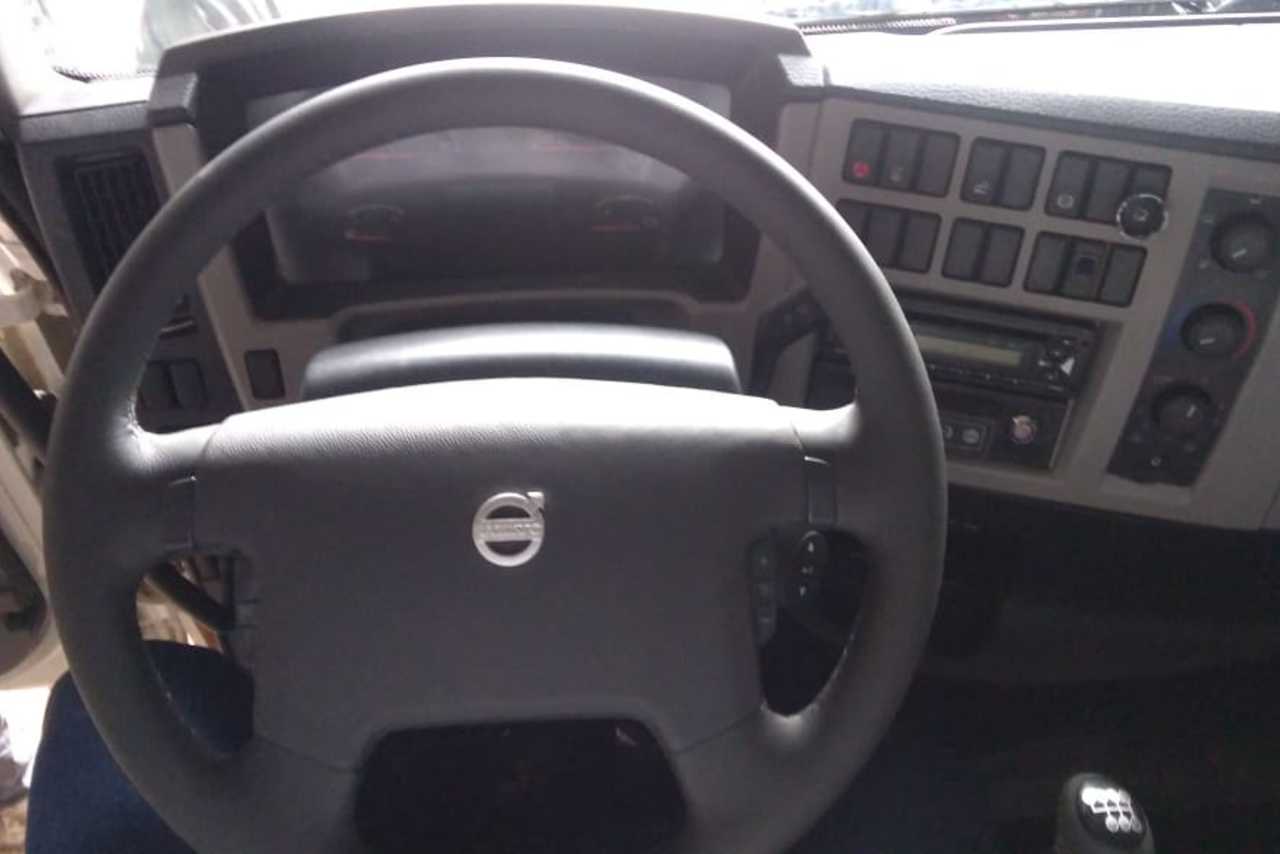 Volvo VM 270 - 12/12 15
