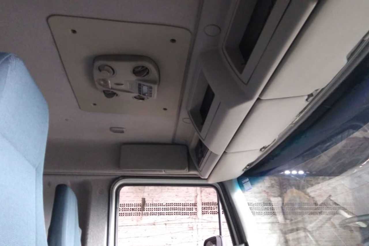 Volvo VM 270 - 12/12 18