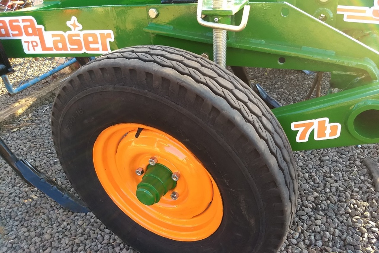 Stara 7 Hastes Controle Remoto - 08/08 6