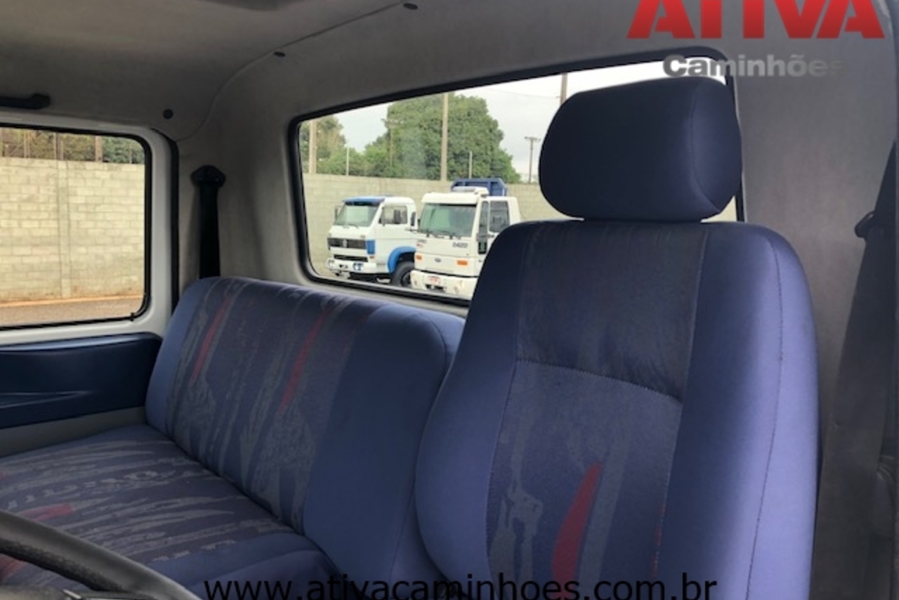 Volkswagen 23 210 - 03/03 7