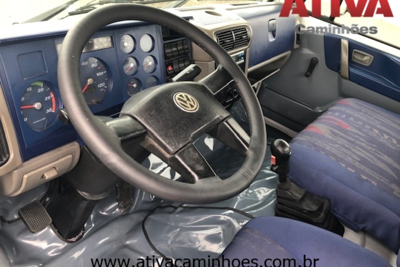 Volkswagen 23 210 - 03/03 9