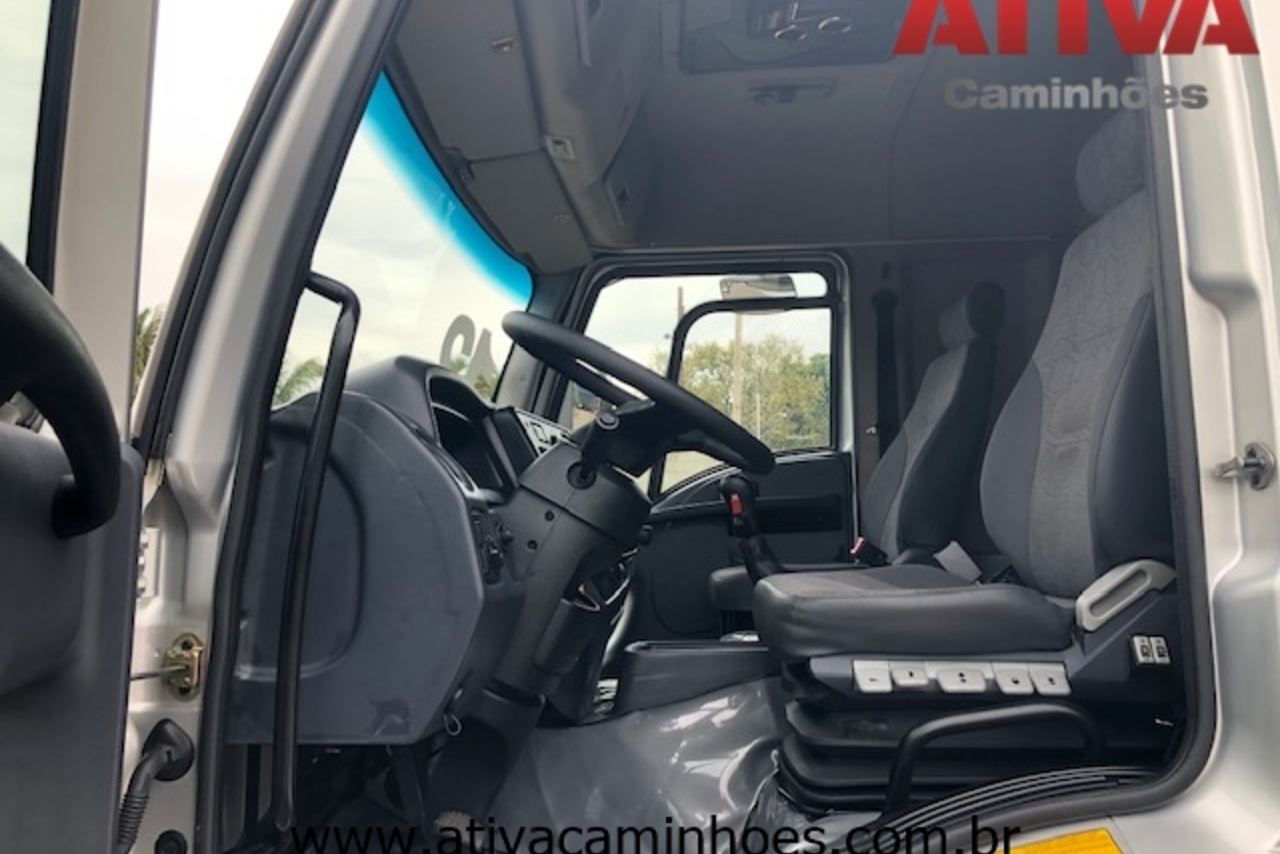 Ford Cargo2428 - 11/12 6