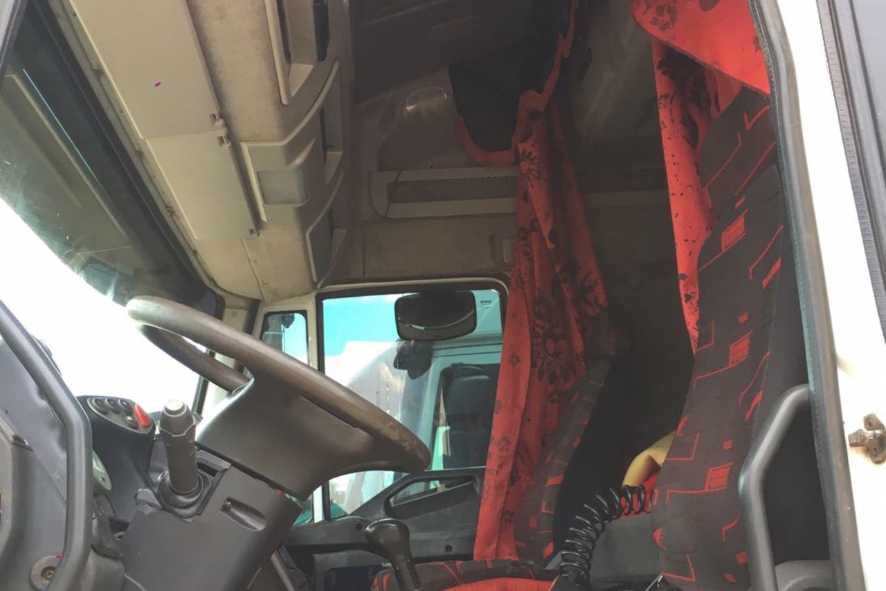 Iveco Stralis 460 - 10/10 3