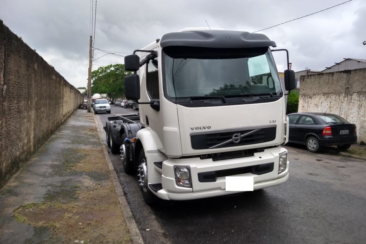 Volvo VM 270 - 12/12 2