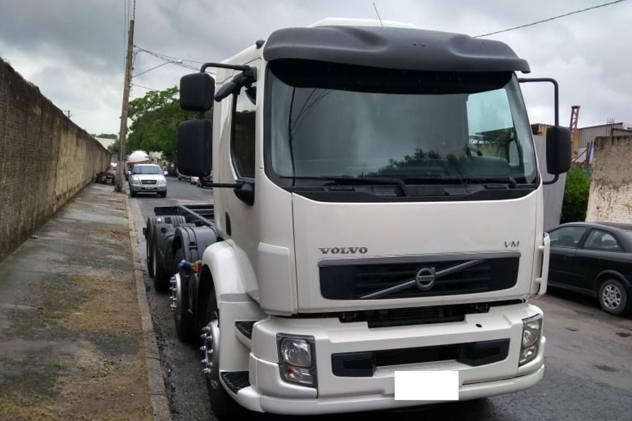 Volvo VM 270 - 12/12 3