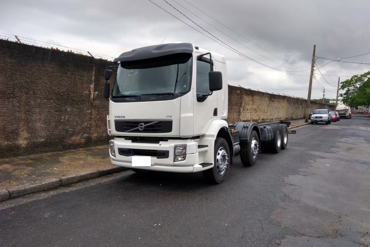 Volvo VM 270 - 12/12 4