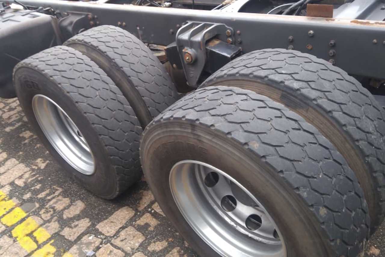 Volvo VM 270 - 12/12 19