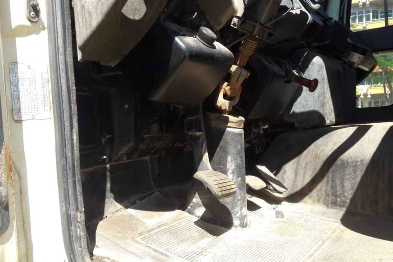 Ford Cargo1317 - 20/08 7