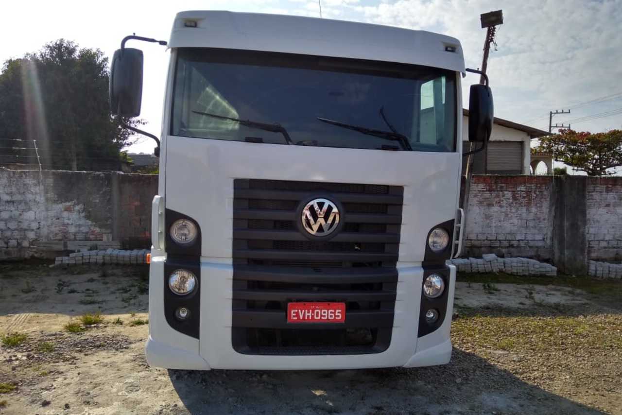 Volkswagen 19-320 Titan - 11/11 2