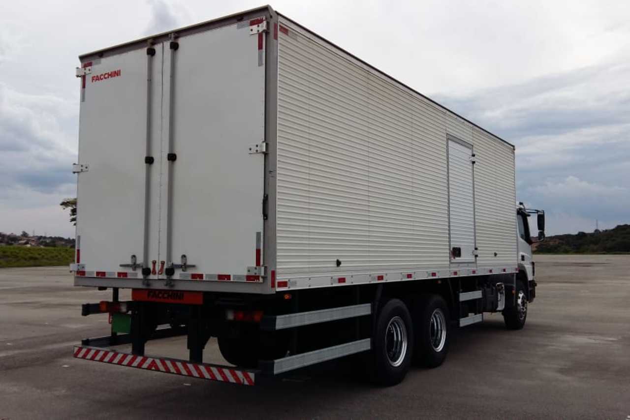 Mercedes Benz Atego 2426 - 13/13 5