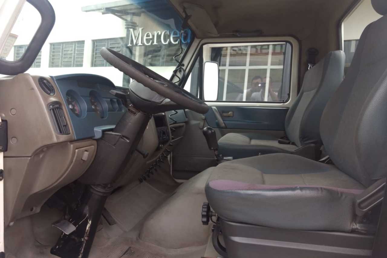 Volkswagen 8 150 - 07/08 6