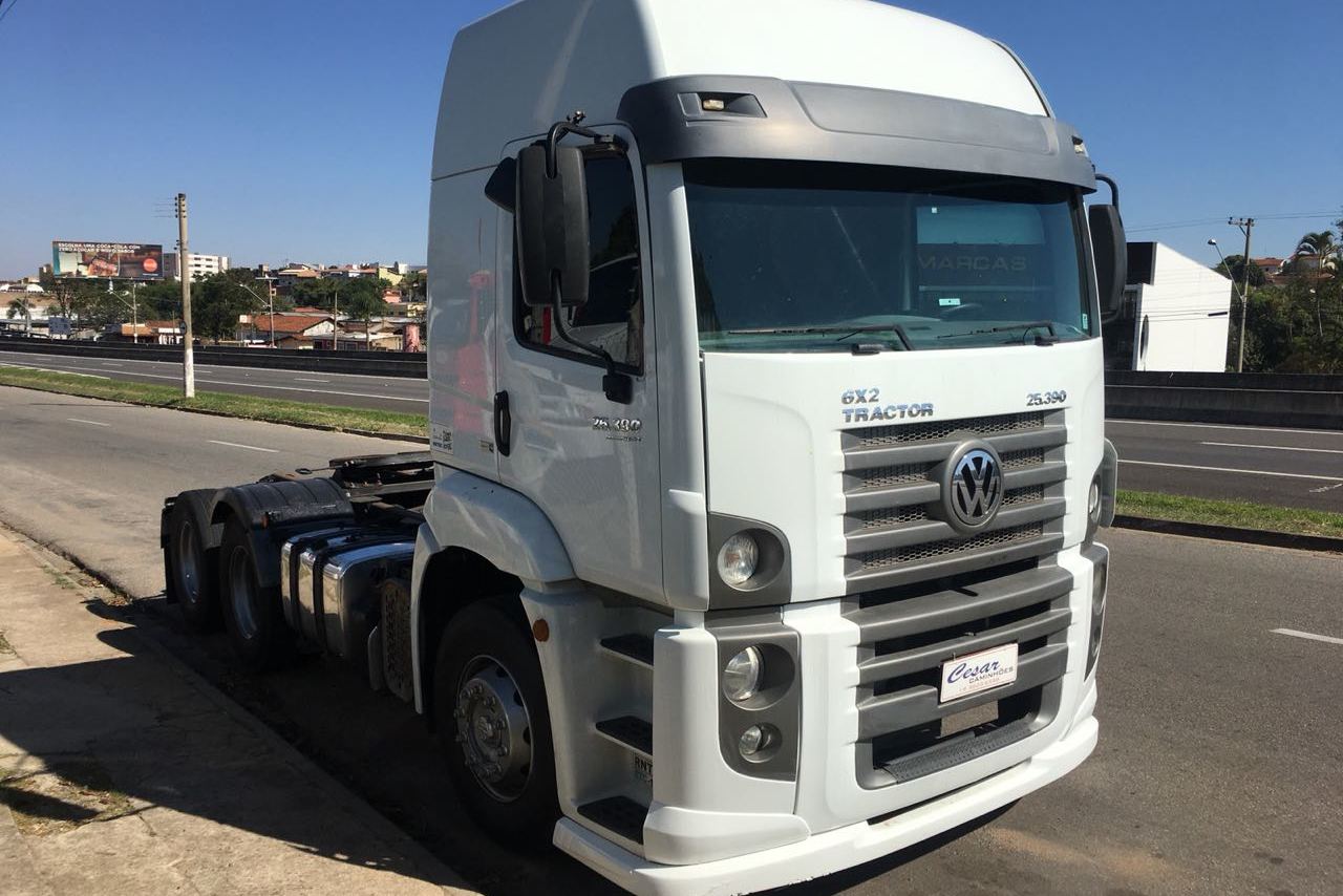 Volkswagen 25 390 - 12/12 3