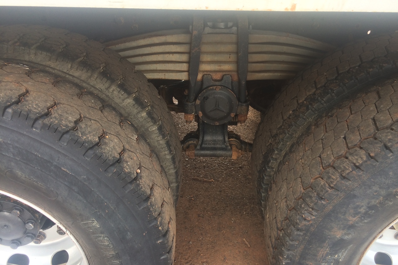 Mercedes Benz Axor 2831 - 08/08 7