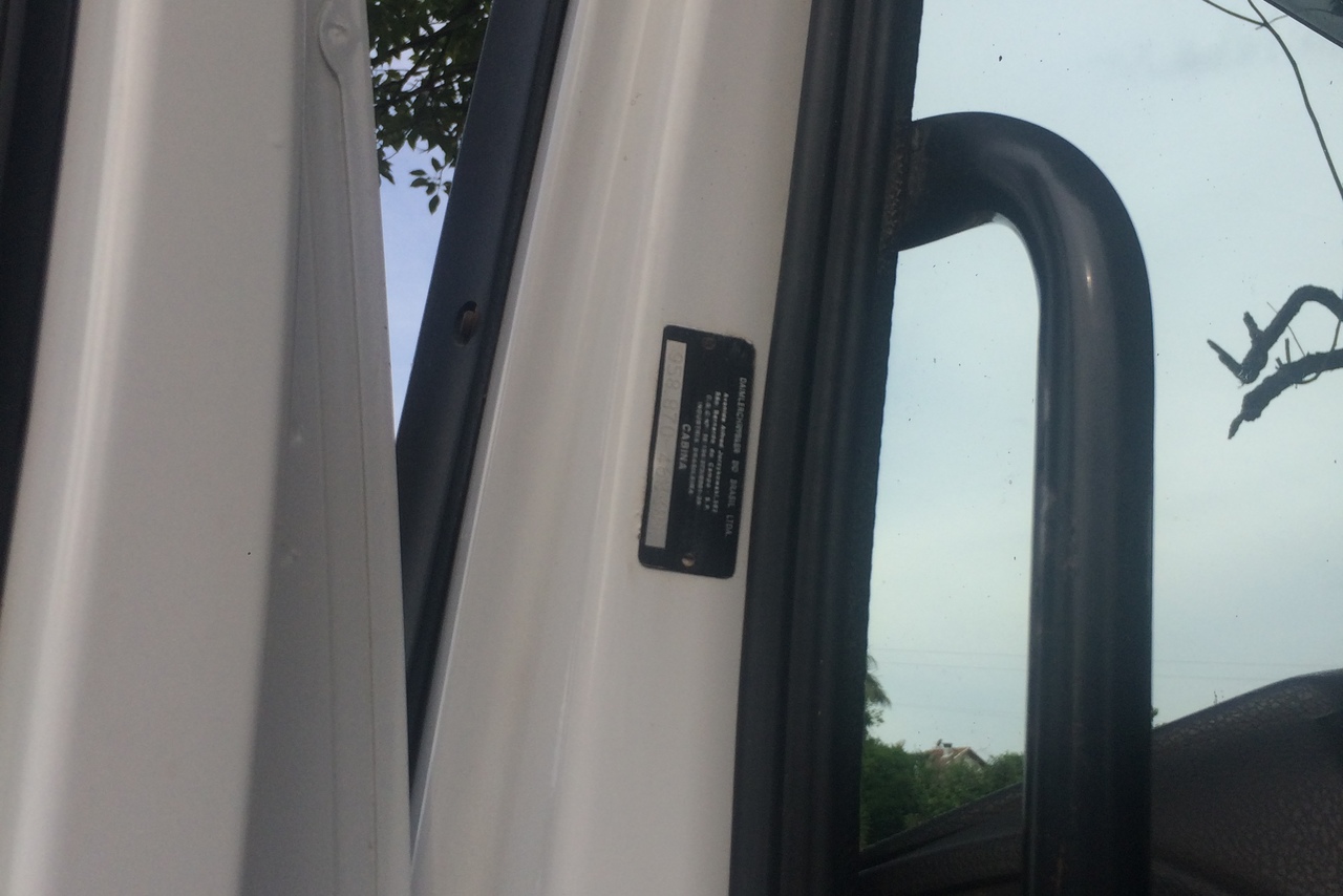 Mercedes Benz Axor 2831 - 08/08 14