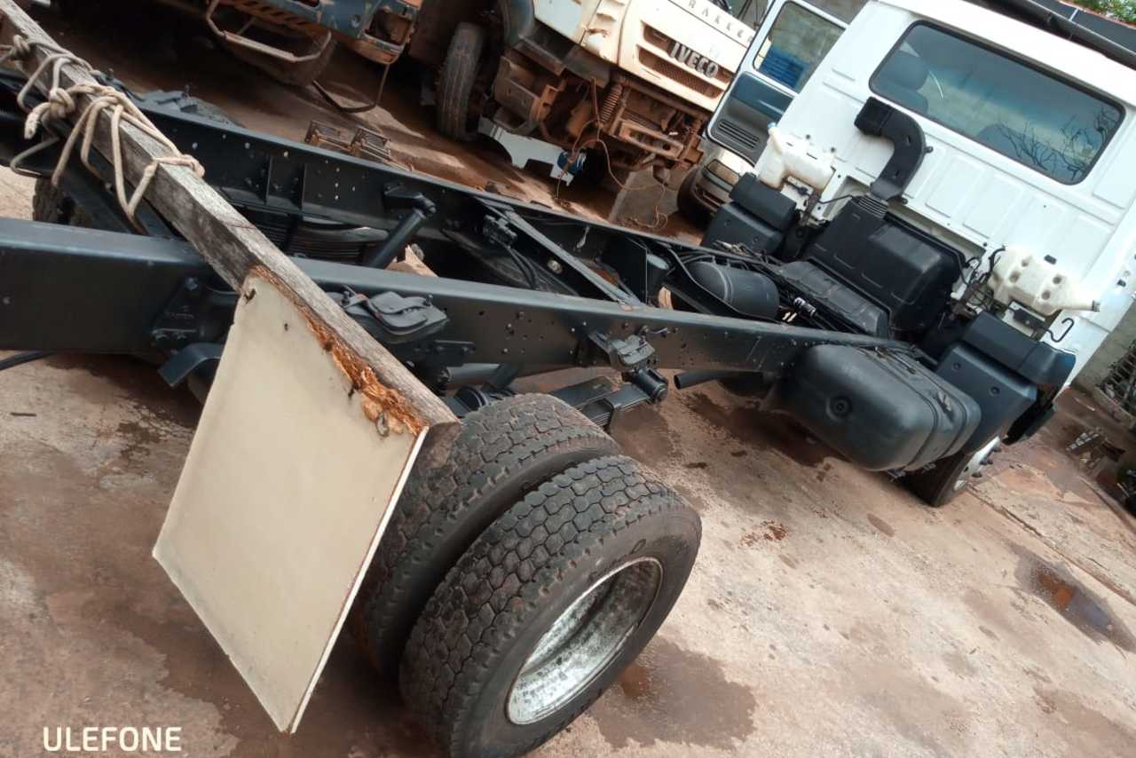 Volkswagen 8 150 - 08/09 4